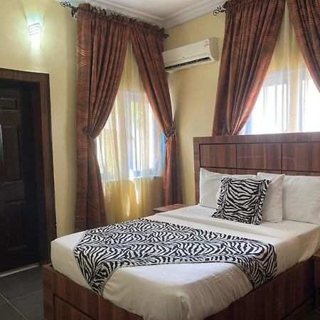 Aa Hotel And Suites Abuja Exterior photo